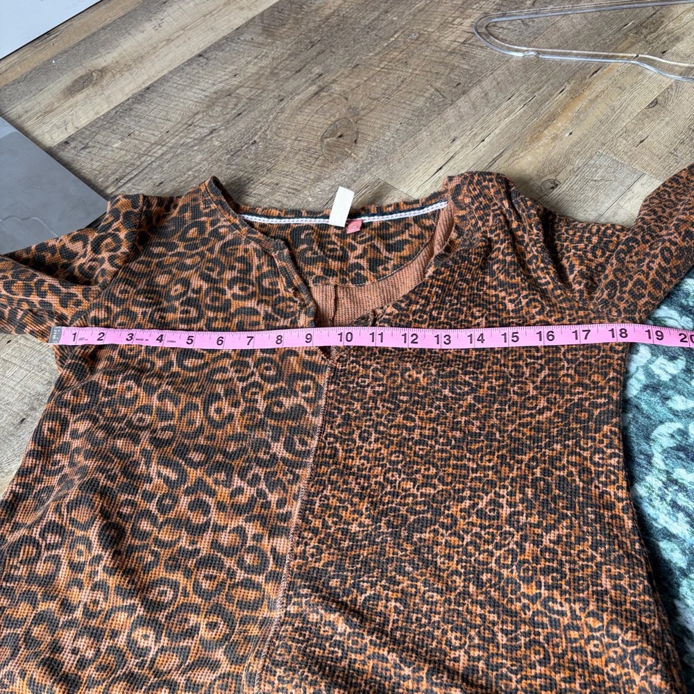 Pilcro Split Neck Leopard Print Top - image 5